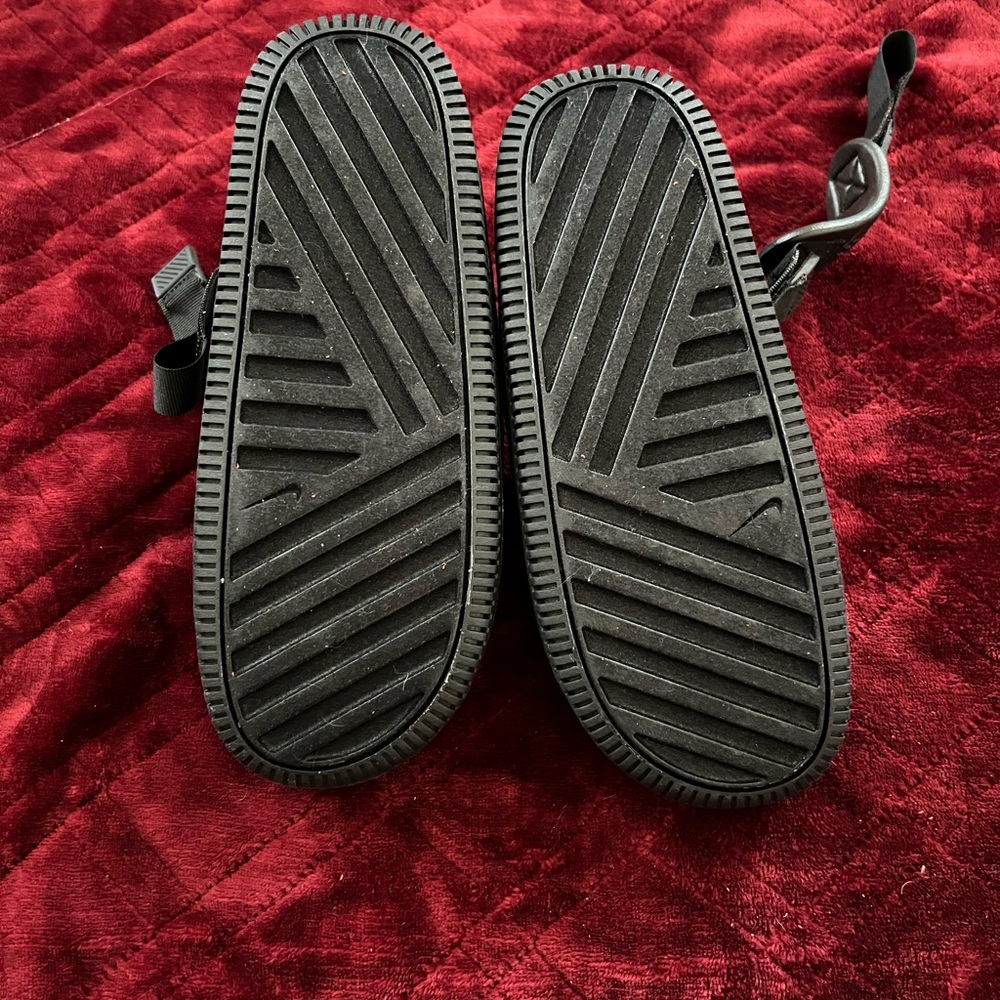 Women’s Nike Calm Mule Black Slip-On Shoes with Velcro - Picture 4 of 4